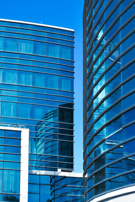empresa barcelona instalaciones fachadas paneles vidrio